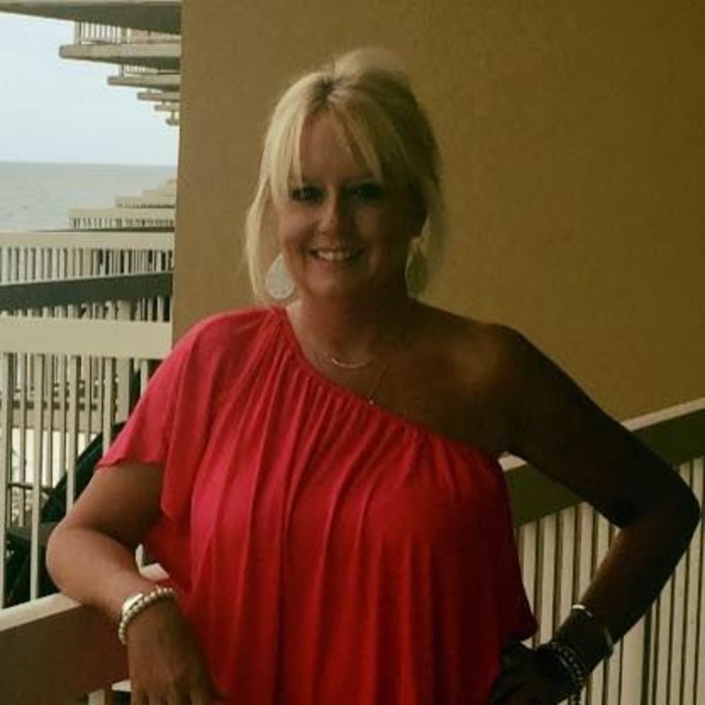 Meet your Posher, Angie